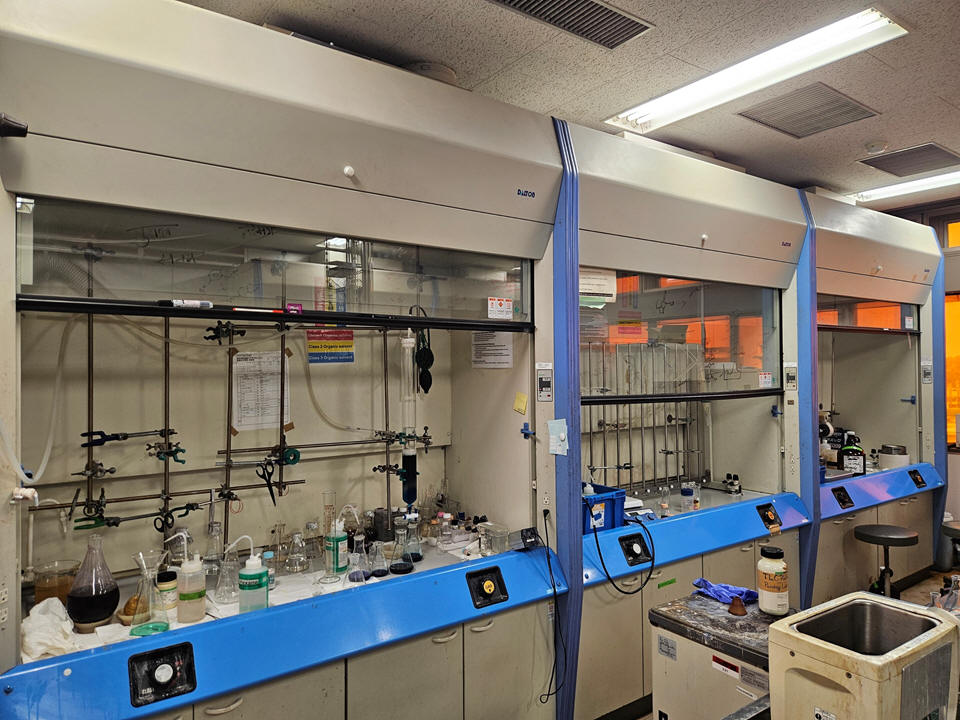Synthesis room